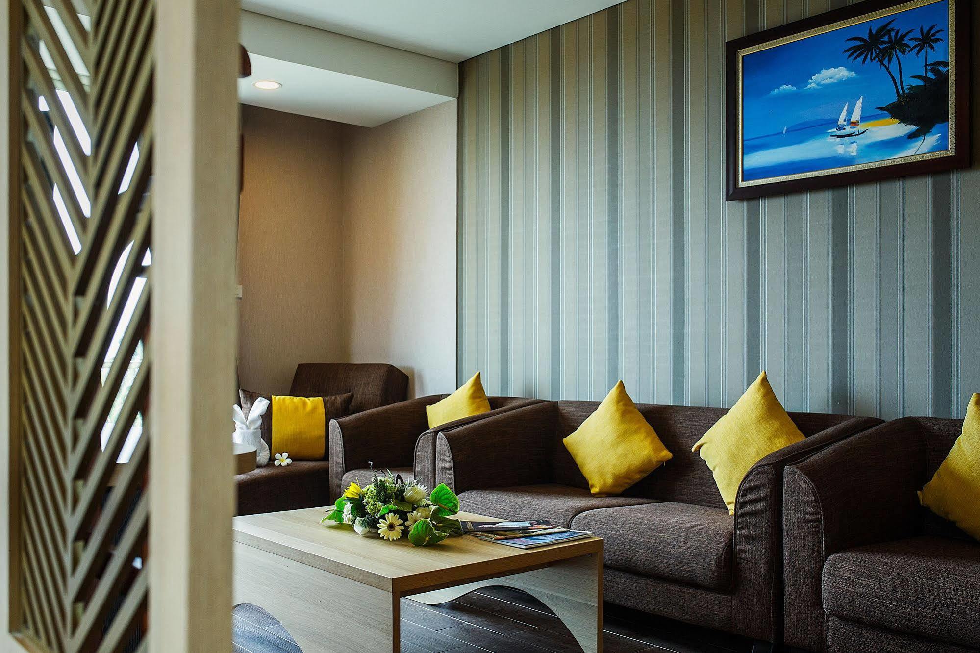 Muong Thanh Holiday Muine Hotel Mui Ne Zewnętrze zdjęcie