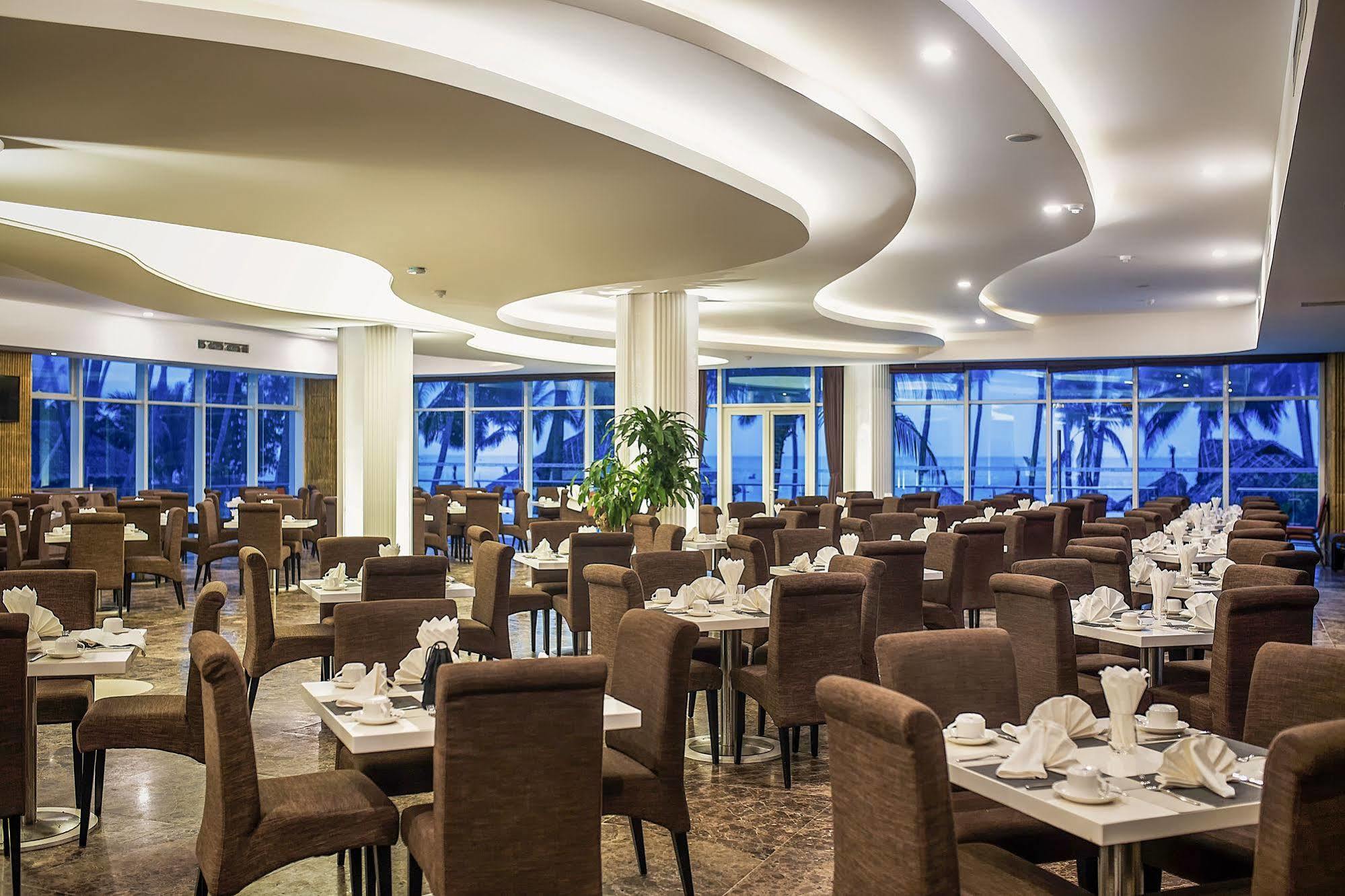 Muong Thanh Holiday Muine Hotel Mui Ne Zewnętrze zdjęcie